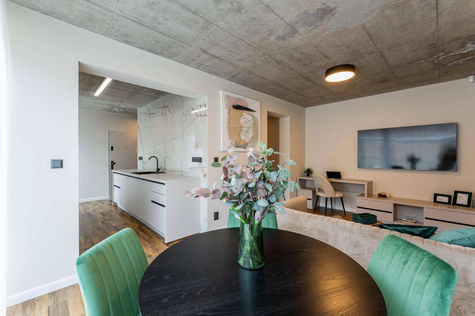H75 Apartments Kosice Centre Luaran gambar