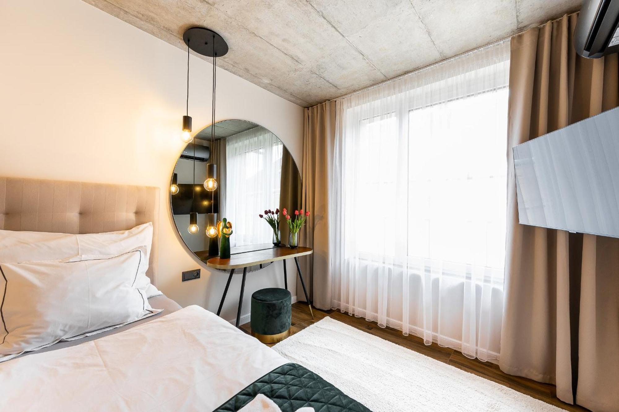 H75 Apartments Kosice Centre Luaran gambar